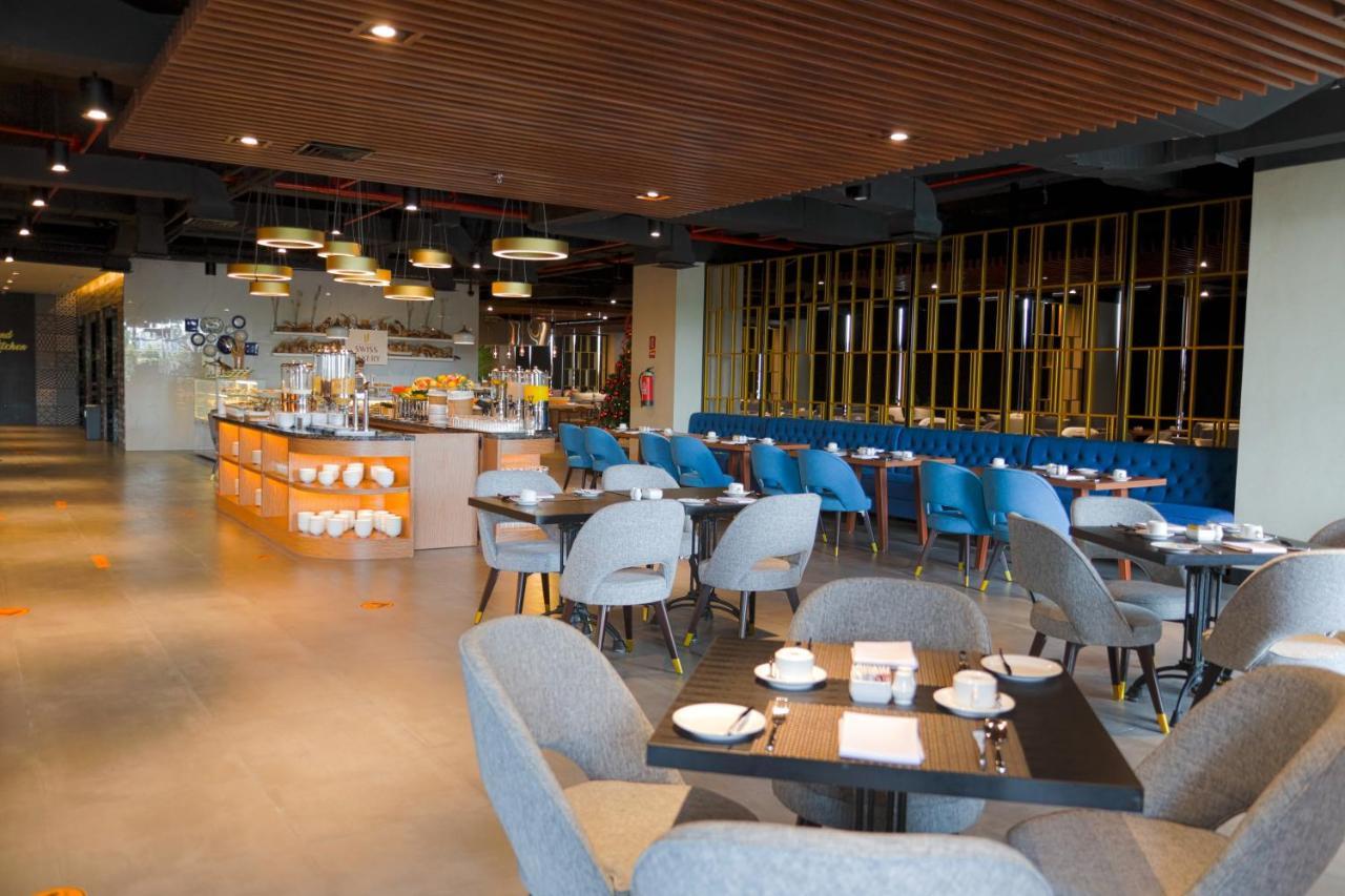 Grand Swiss-Belhotel Darmo Surabaya Ngoại thất bức ảnh